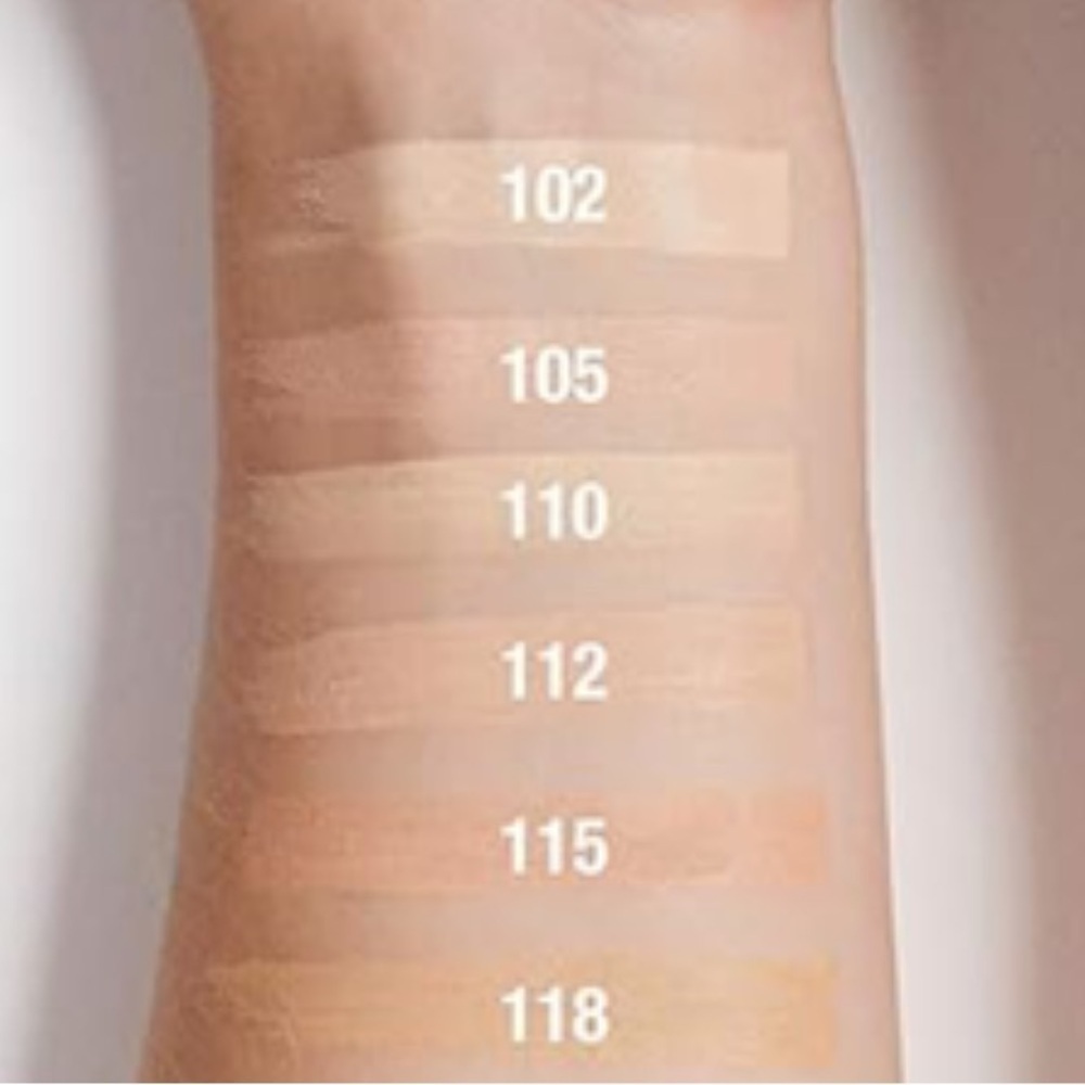 Maybelline Fit Me Matte + Liquid Foundation, 110 Porcelain, Oil-Free Foundation - Picture 4 of 6